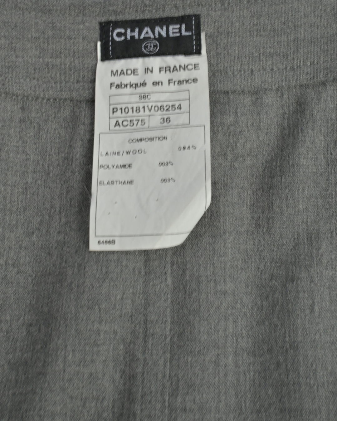 CHANEL WOOL SKIRT (XS)